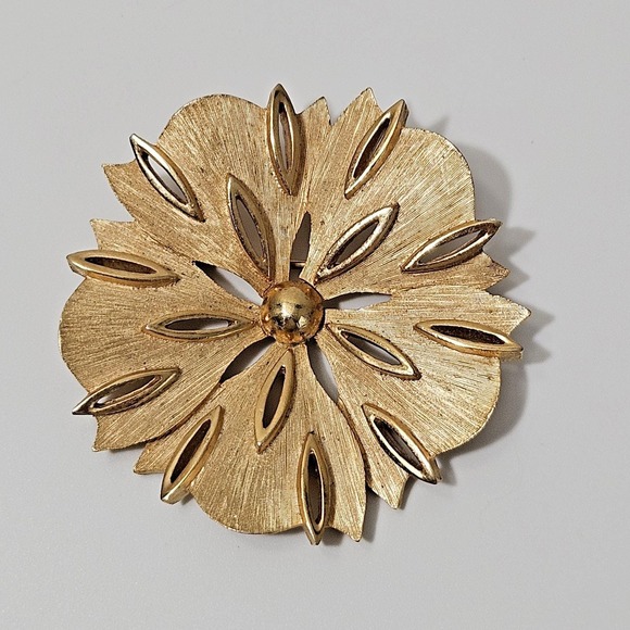 Trifari Jewelry - Crown Trifari Brooch Brushed Goldtone Flower Pin Floral